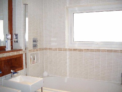 small bathroom tile design